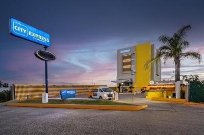 City Express by Marriott Guadalajara Aeropuerto