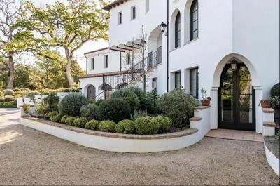 Exquisite Estately Villa