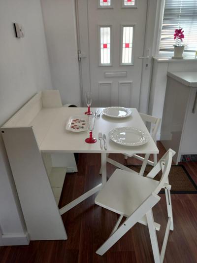 Colchester Town, modern, detached, guest house