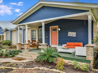 Cozy Oasis in SE Austin