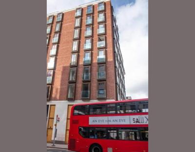 Westminster 2 bed 2 bath apartment with Air-Con