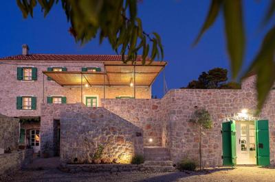 Peaceful & Secluded Retreat House Kod Kapetana Hvar III