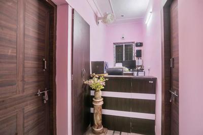 Hotel O Ma Kali Guest House