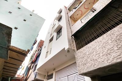 Hotel O Park Inn Near New Ashok Nagar Metro Station