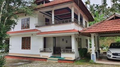 Ariat Avenue Kerala