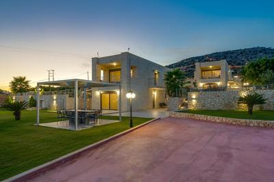Elios Estate for large groups