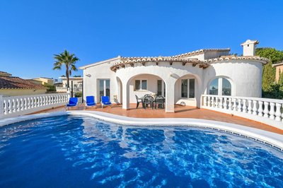 Casa Carmen by Aguilarent