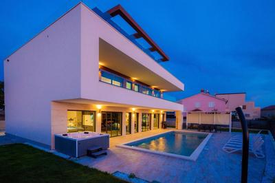 Luxury Villa Eligo with private pool and sea view