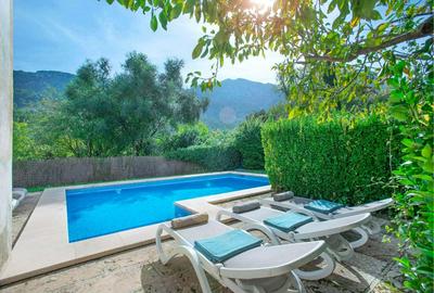 Son March Petite by Vintage Travel