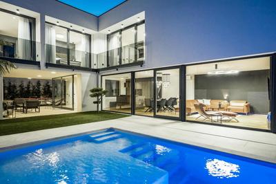 Villa Osea in Medulin with Sauna only 1.5 km from the Beach