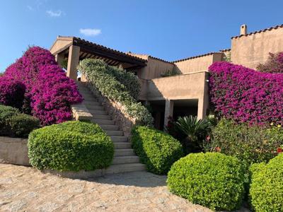 Villa Acula