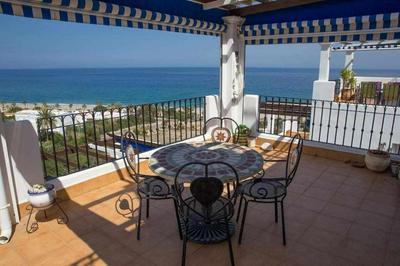 Hermoso apartamento con vistas al mar Mediterráne