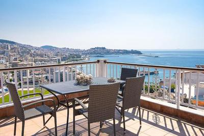 Finas Penthouse