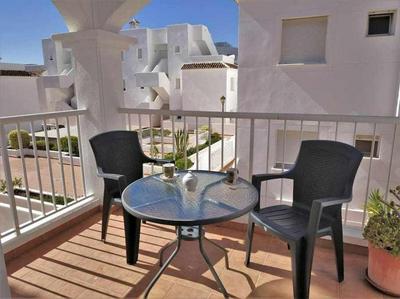 Apartamento cercano a playas y campo de golf