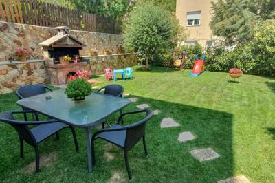 Relaxing Holidays in Nea Irakleitsa
