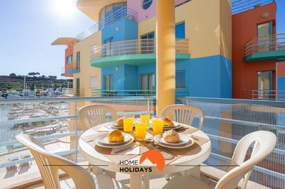 #202 Fully Equiped with Marina View and Pool