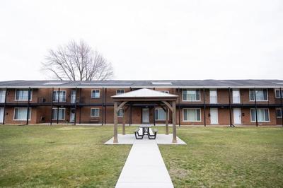 Spacious 1bd apt in DT Dearborn