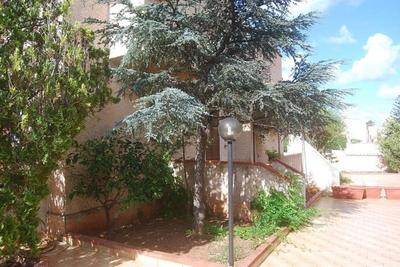 Villetta con giardino