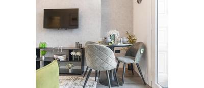 Green Bliss in the City: Comfortable 1-Bed Retreat
