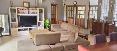 Lovely and spacious apartment