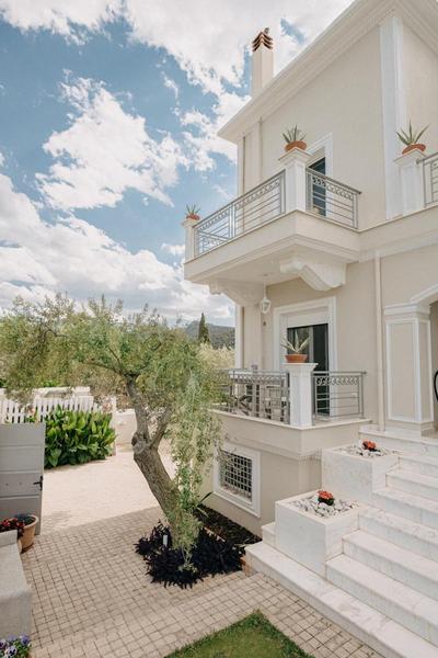 Nereides Luxury Villas