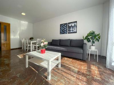 Apartamentos El Pilar Suites 3000