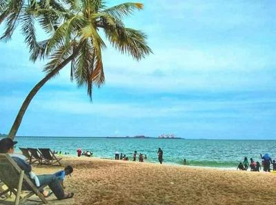 MARINA HEIGHTS HOTEL 3 BEDROOMS SWIMMING POOL VIEW LUMUT MANJUNG