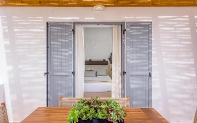 Magma Milos Apartment