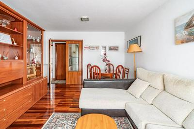 Piso con Piscina