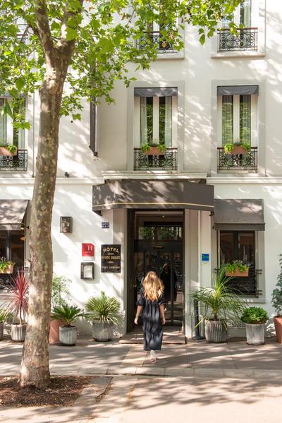 Hôtel De La Porte Dorée