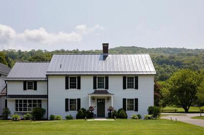 The Kent Collection - The Firefly Inn