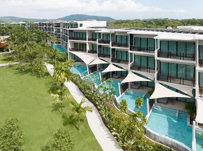 Le Meridien Phuket Mai Khao Beach Resort