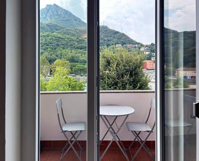 Lecco Lakefront Retreat