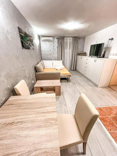 AvR Street Budva