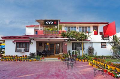 Hotel O Cozy Homestay