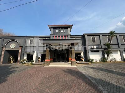 Hotel Dewi near GOR Merdeka Jombang Mitra RedDoorz