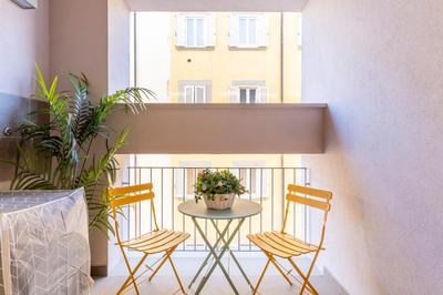 GuestHost - Piazza Cavallotti & Mercato Centrale Apartment!