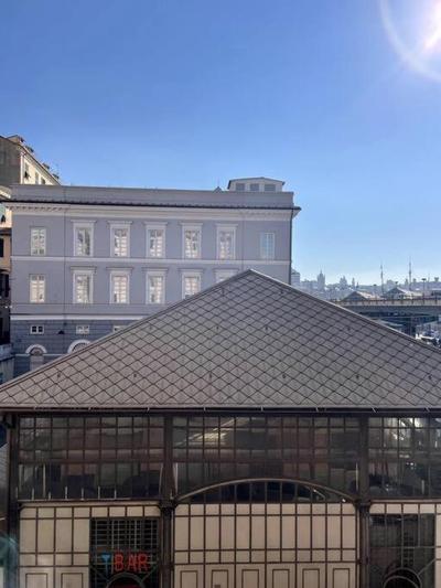 Overlooking the Porto Antico of Genoa