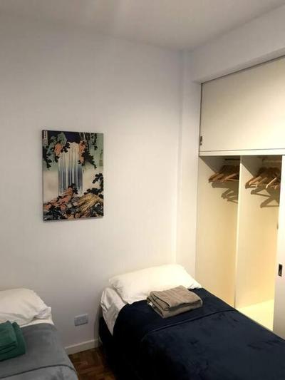 2 ambientes, Rosedal de Palermo y embajada EEUU