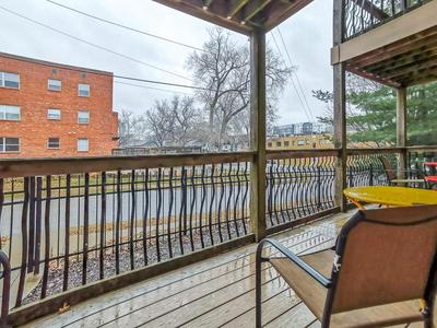 Large Plaza 2BR BTH