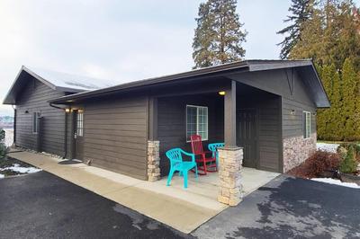 Immaculate Home w/ Mtn and River Views!