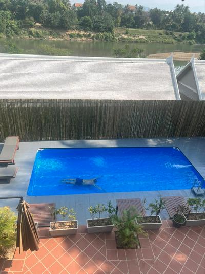 Namkhan Riverside Hotel