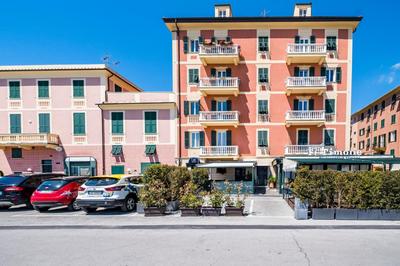 La Marina