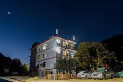 Hotel Sangla Mansion