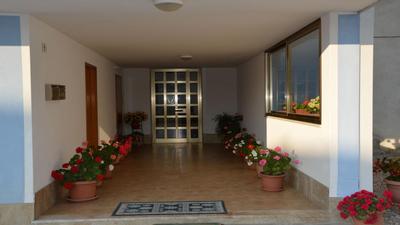 Comfy flat near the beach