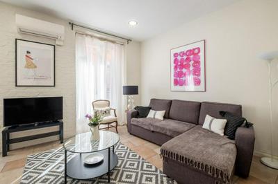 Modern and bright- 1bedroom 1bathroom- Downtown