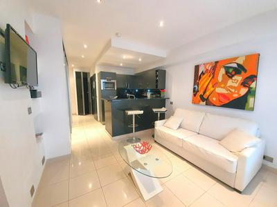 Studio design by Welcome to Cannes