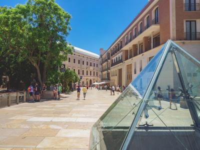 Cubo's Malaga Center El Molinillo