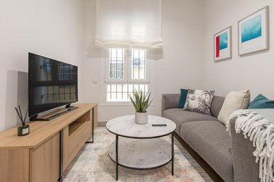 Charming 1-Bed Apartment in Chamberí Madrid