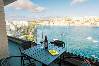 Seaside Magic From a Stunning Apartment